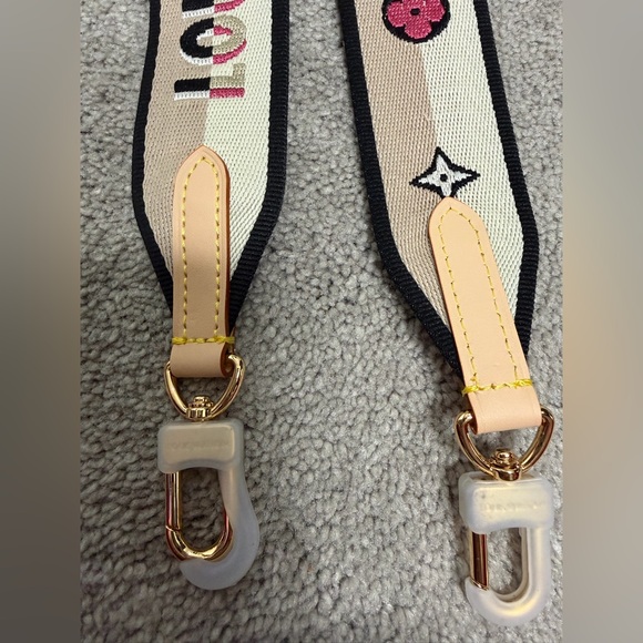 Louis Vuitton Bandoulière Strap - Picture 2 of 12
